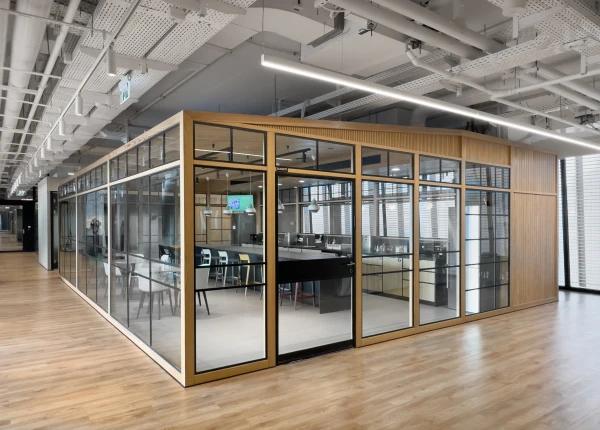 קמפוס דיסקונט תמונה 1